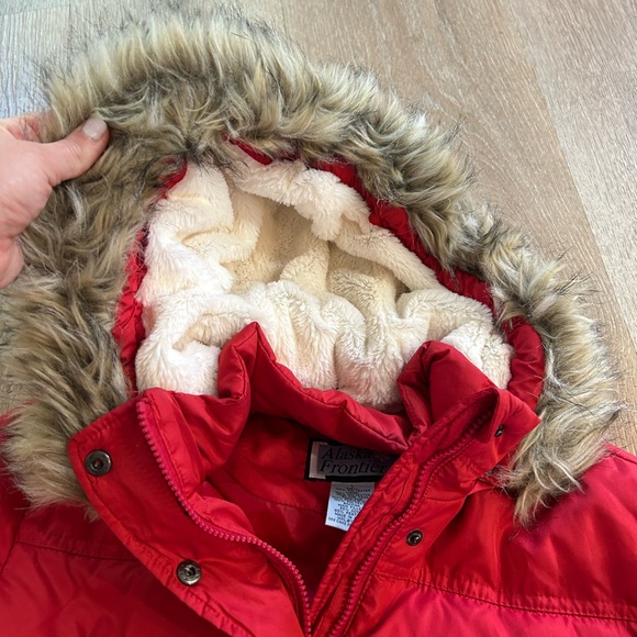 Alaska Frontier Red puffer snow jacket - Picture 7 of 8
